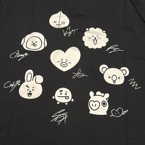 Uniqlo x BT21 - Picture 2 of 3